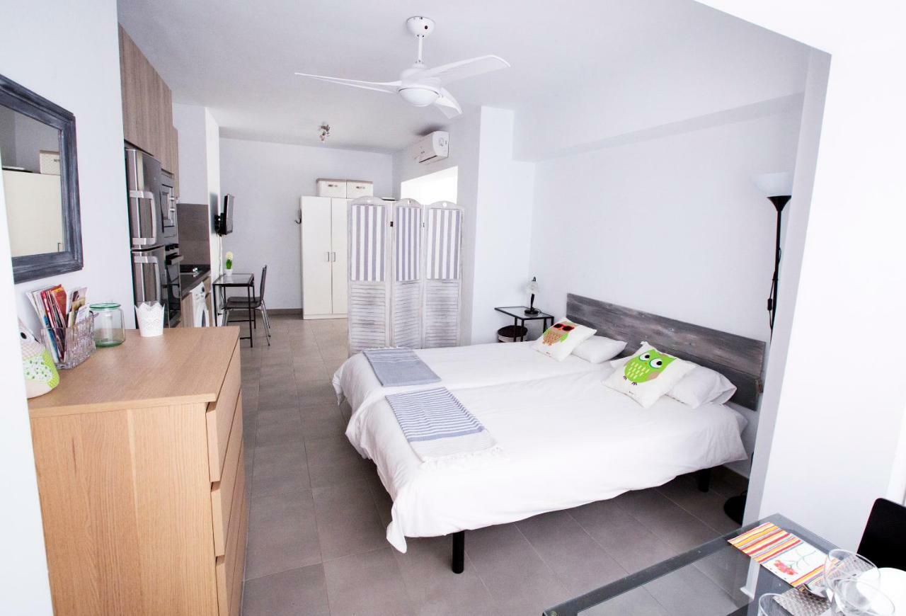 Apartamento Malagueta Beach 10 Malaga Ngoại thất bức ảnh